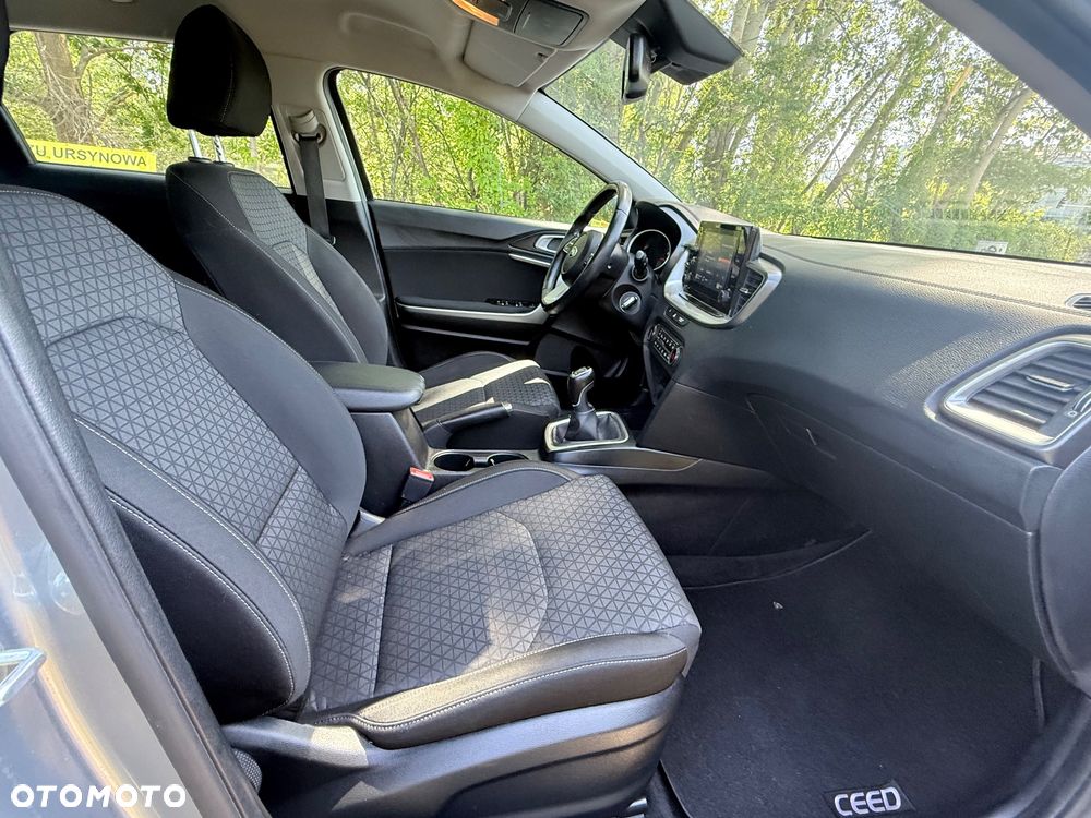 Kia Ceed 1.0 T-GDI M - 29