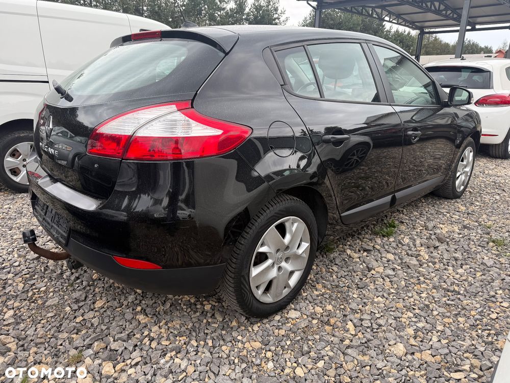 Renault Megane 1.6 16V Color Edition - 3