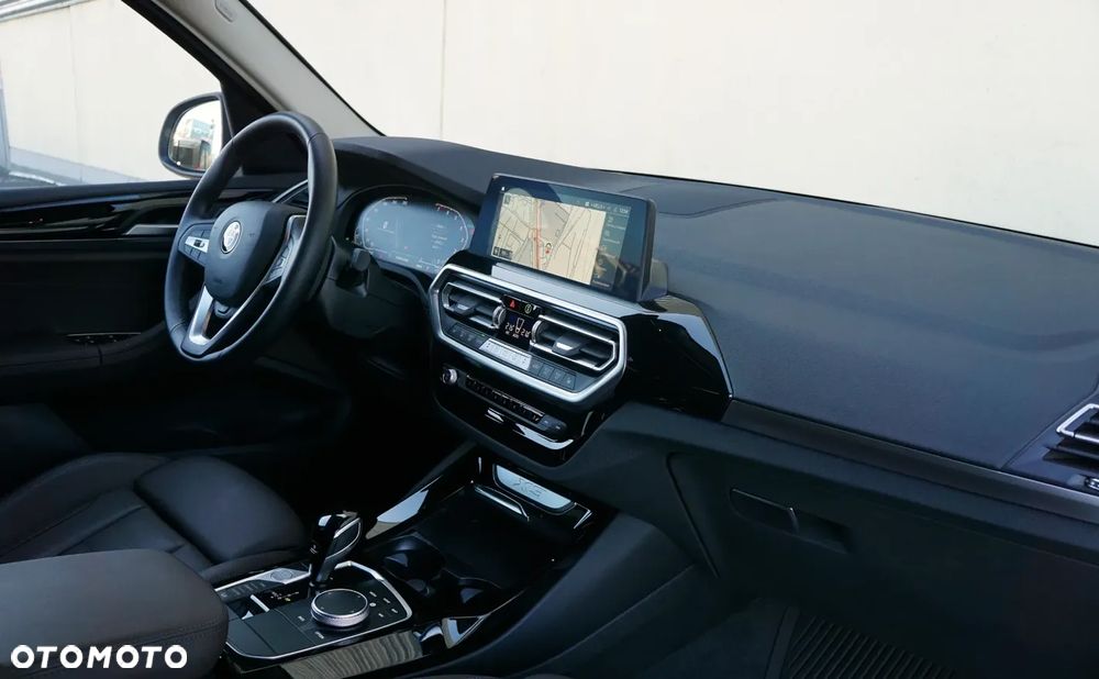 BMW X3 xDrive20i mHEV - 20