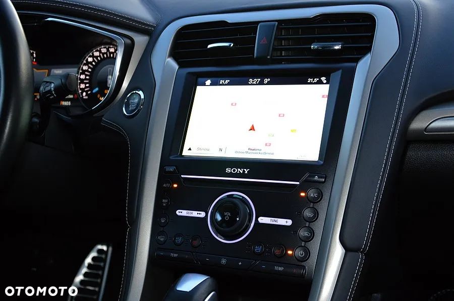 Ford Mondeo 2.0 EcoBoost Start-Stopp Autom Vignale - 33