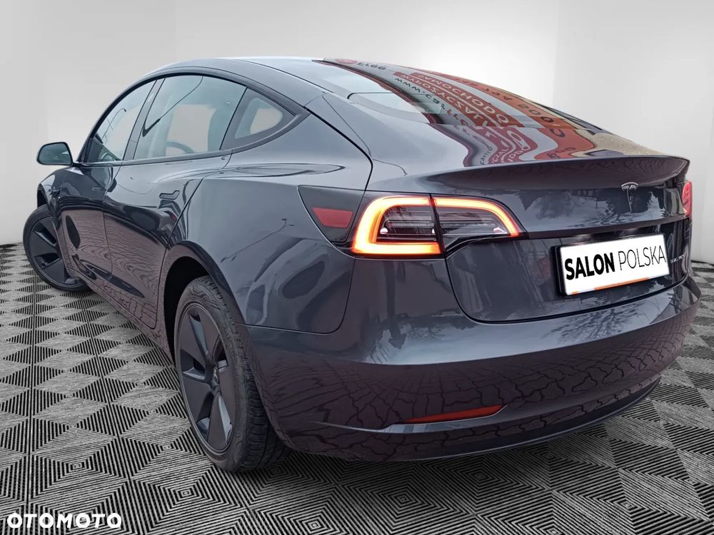 Tesla Model 3 - 2