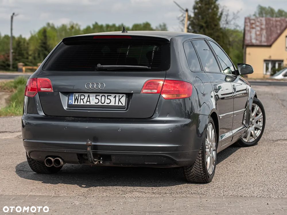 Audi A3 Sportback 2.0 TDI DPF S tronic S line Sportpaket - 12