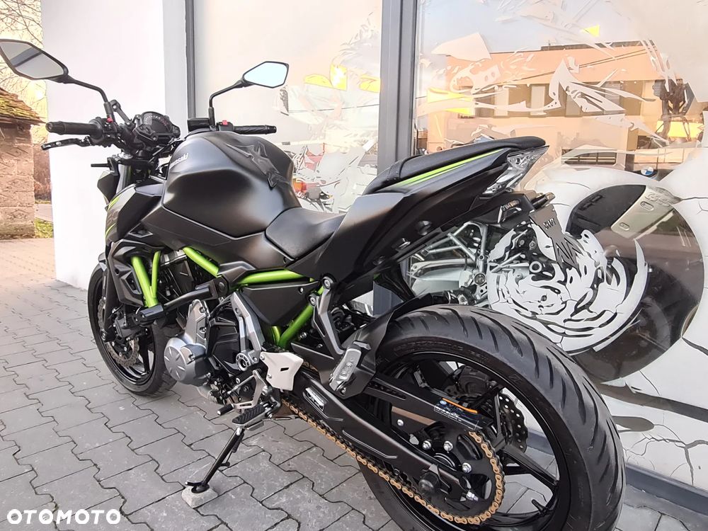Kawasaki Z 650 - 7