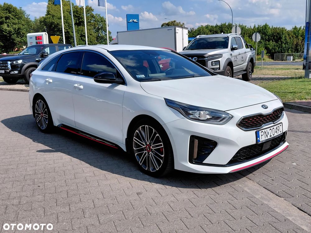 Kia ProCeed - 8
