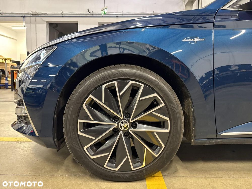 Skoda Superb 2.0 TSI L&K DSG - 39