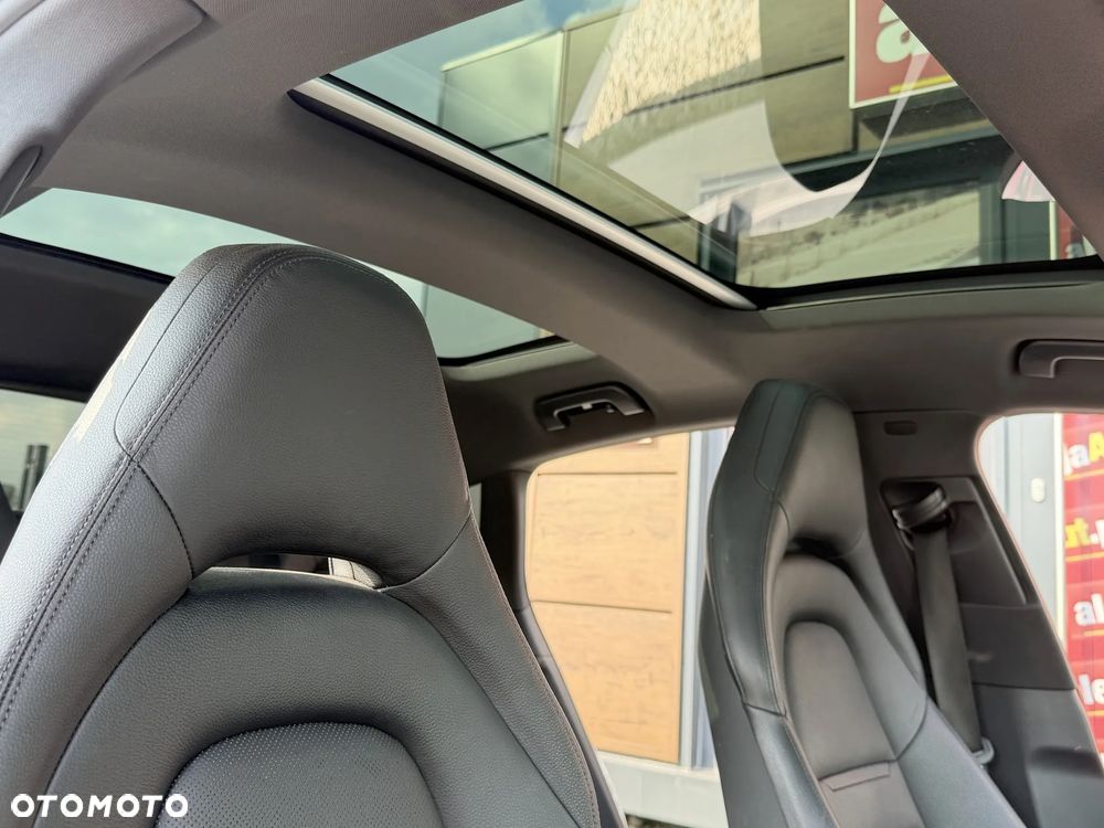 Porsche Panamera 4 Edition 10 Jahre - 9