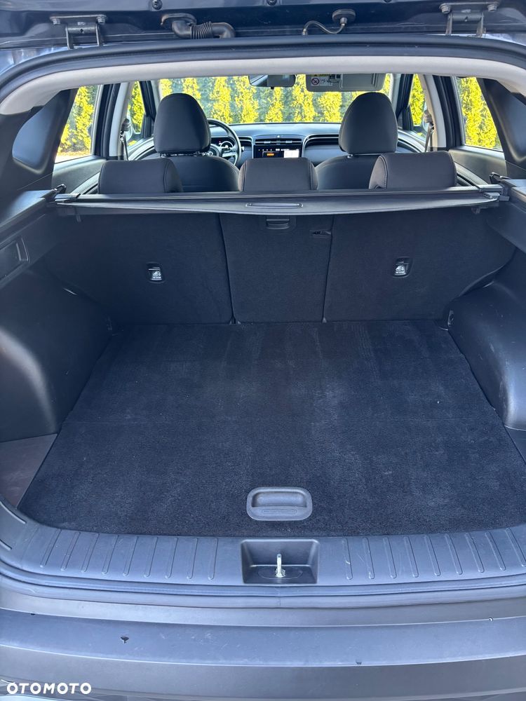 Hyundai Tucson 1.6 CRDi 48V-Hybrid 2WD DCT Select - 29