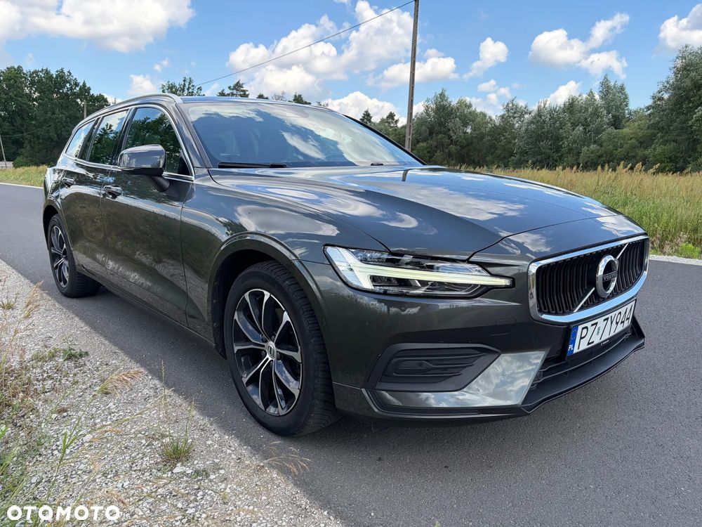 Volvo V60 D3 Momentum Pro - 1