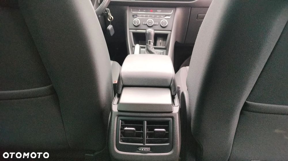Seat Leon 2.0 TDI DPF Start&Stop DSG Style - 32