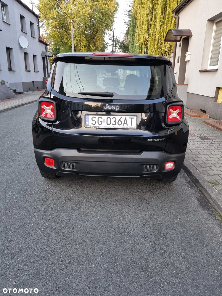 Jeep Renegade 1.6 E-TorQ Sport FWD - 4