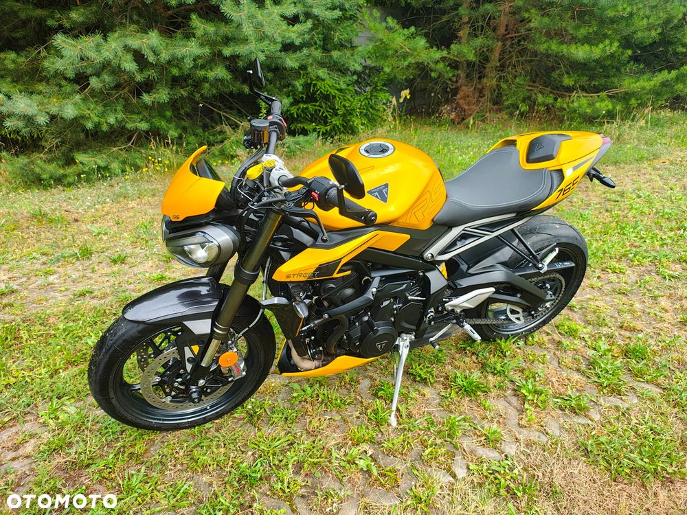Triumph Street Triple - 2