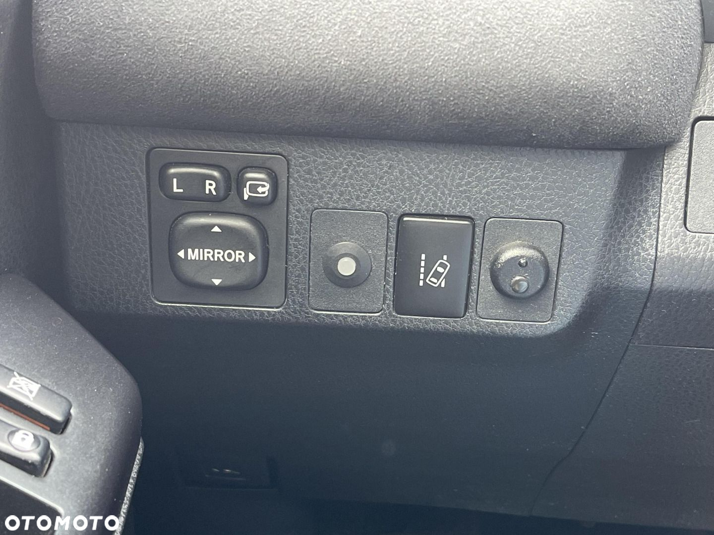 Toyota RAV4 - 18