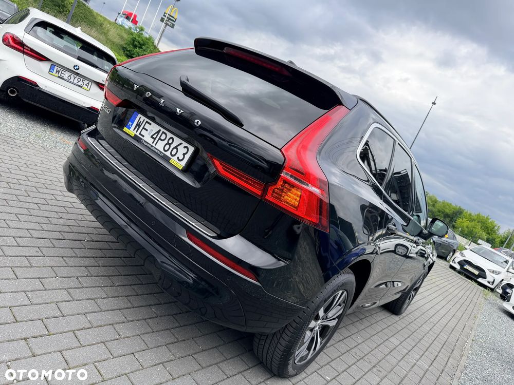 Volvo XC 60 B4 D AWD Momentum Pro - 7