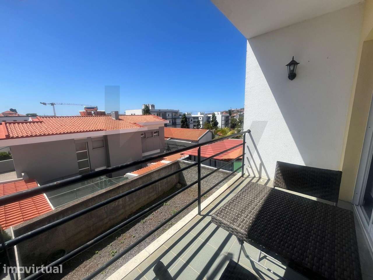 Apartamento T1+1 | Edifício Charlotte, Santo António, Funchal - Grande imagem: 3/13
