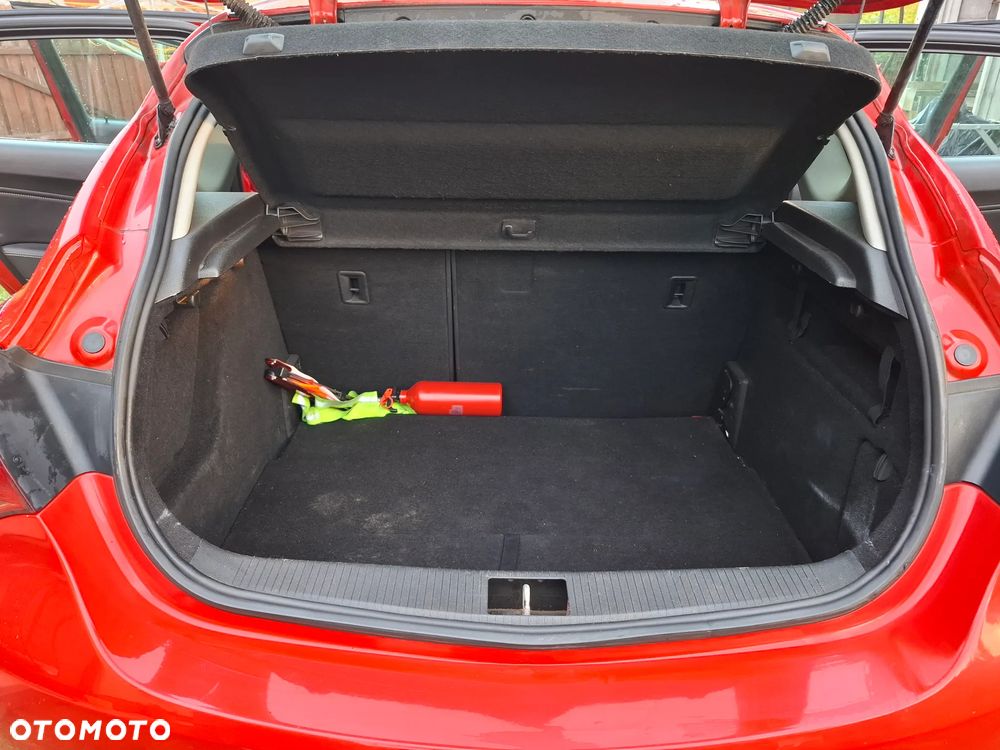 Opel Astra 1.6 Cosmo - 10