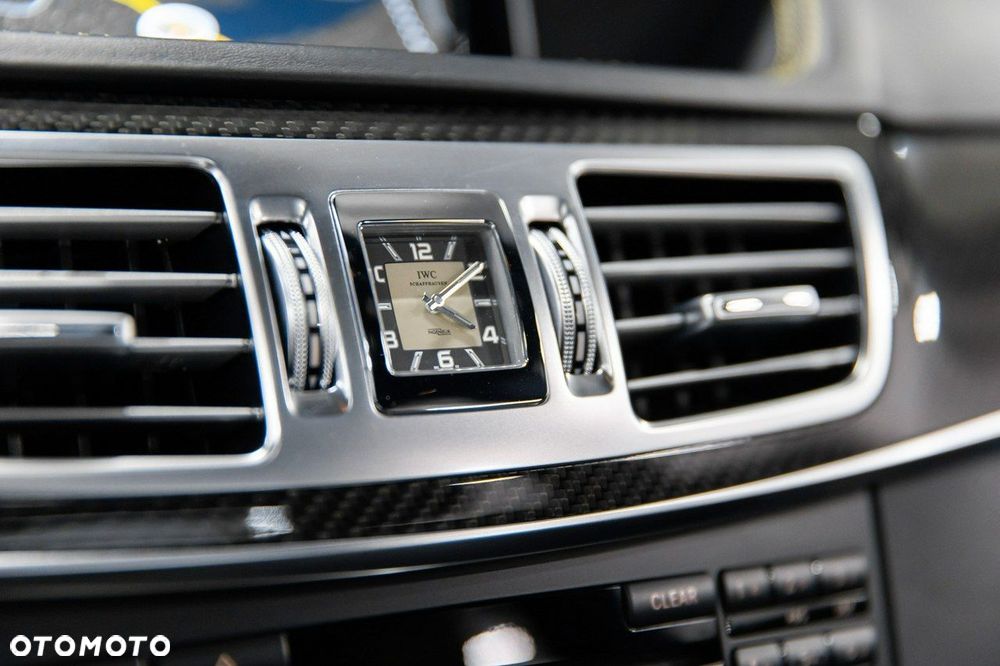Mercedes-Benz Klasa E 63 AMG S 4Matic AMG Speedshift MCT - 36