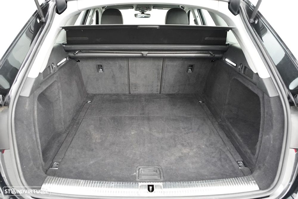 Audi A4 Avant 30 TDI S tronic - 22