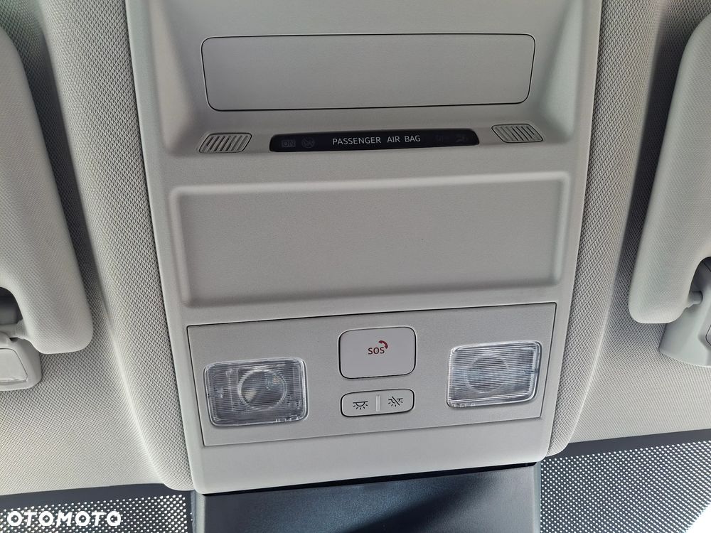 Volkswagen Caravelle - 15