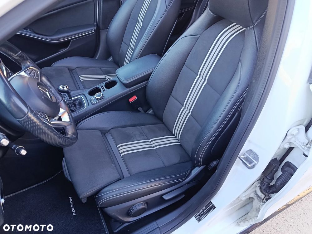 Mercedes-Benz Klasa A 250 Motorsport Edition - 9