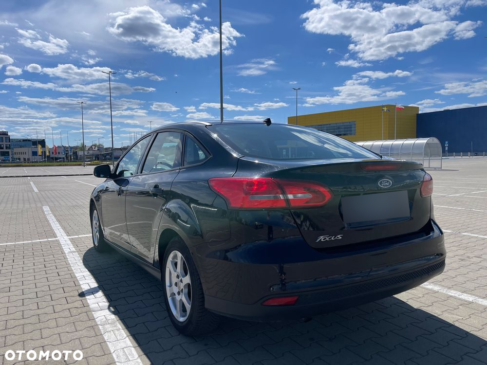 Ford Focus 1.6 Trend - 10