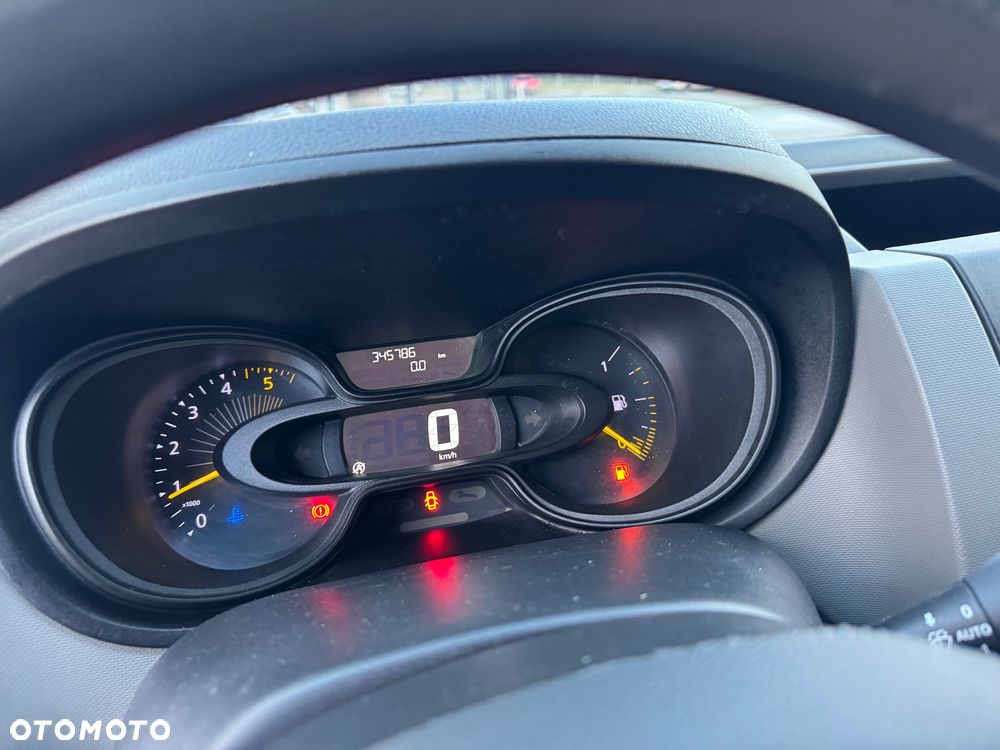 Renault Trafic - 16