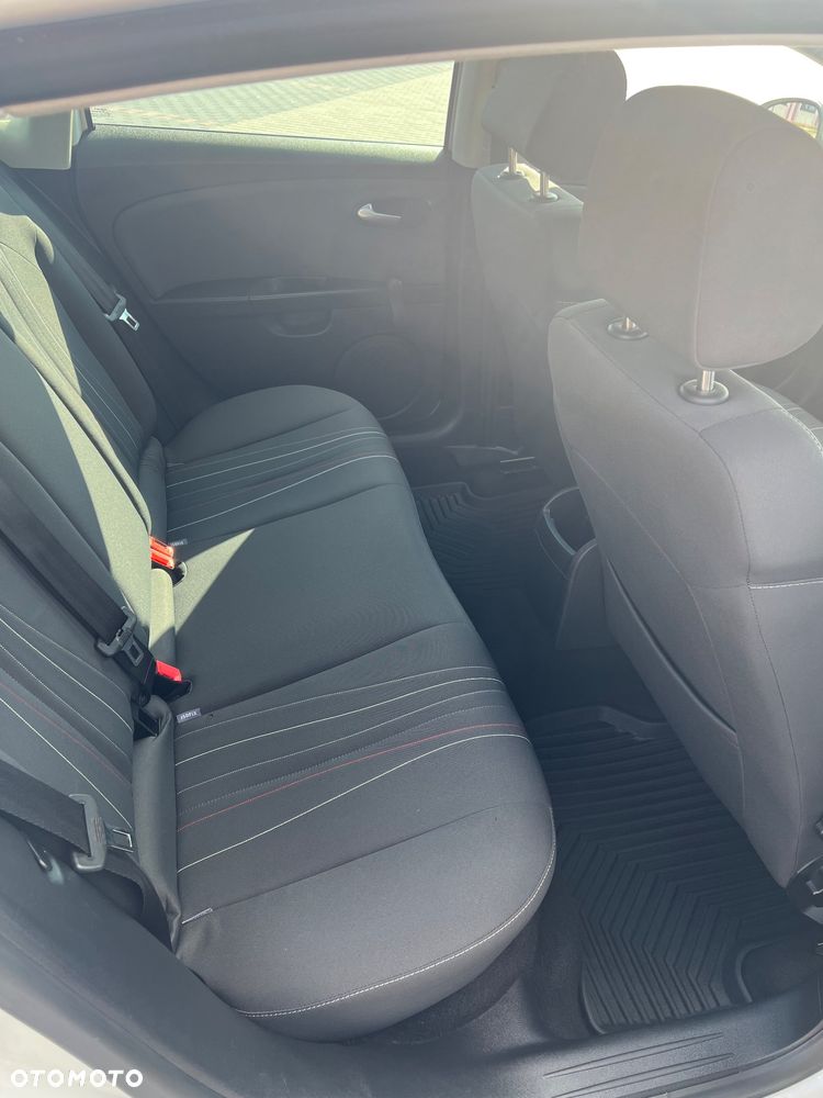 Seat Leon 1.6 TDI Ecomotive Reference - 9