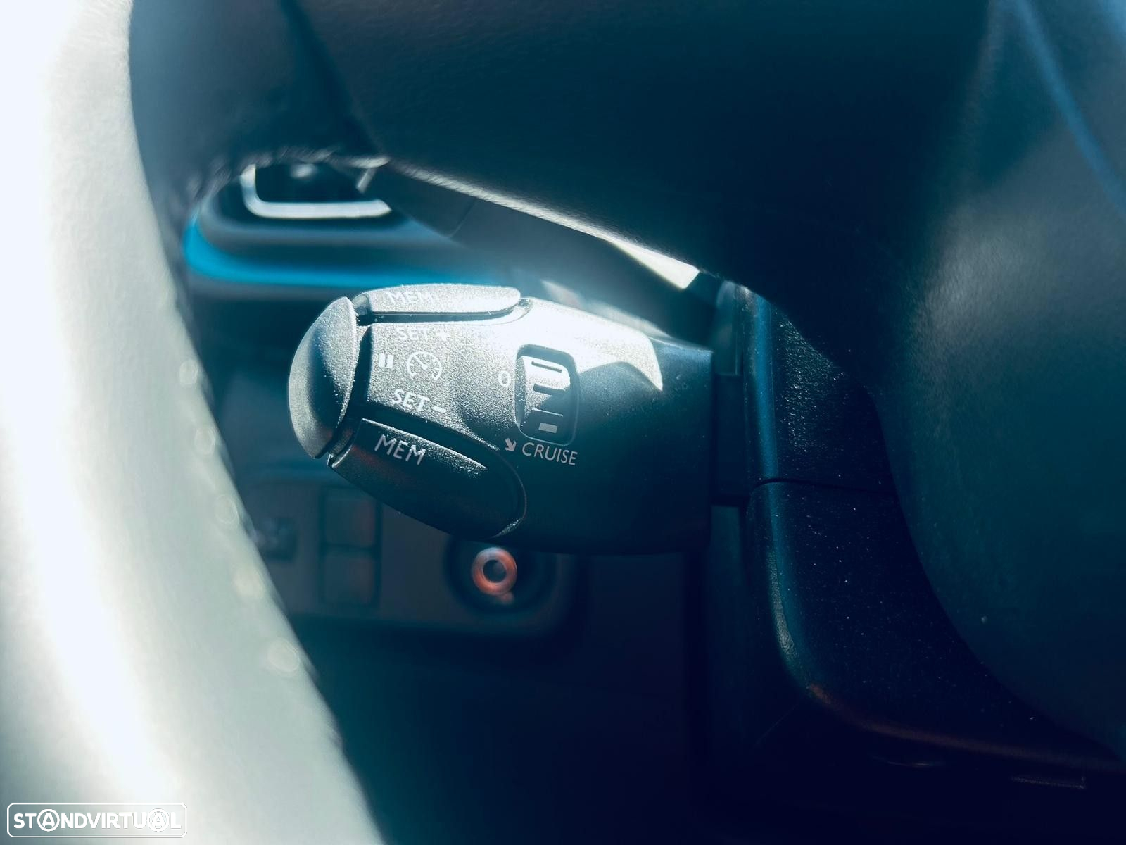 Citroën C3 1.2 PureTech Shine - 23