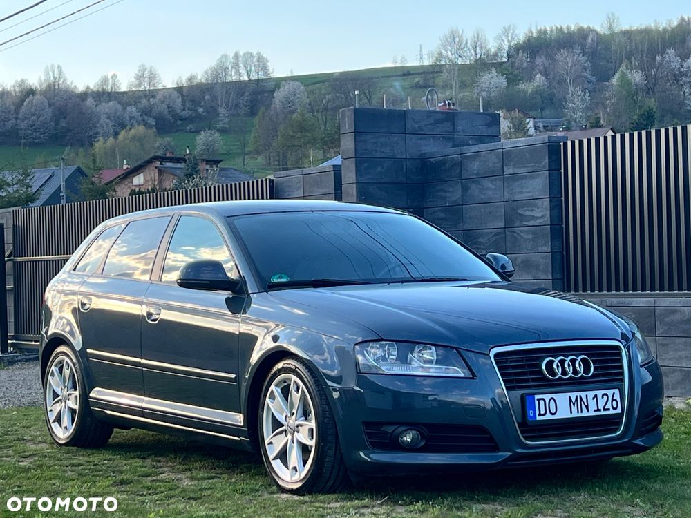 Audi A3 Sportback 2.0 TDI DPF S line Sportpaket (plus) - 2