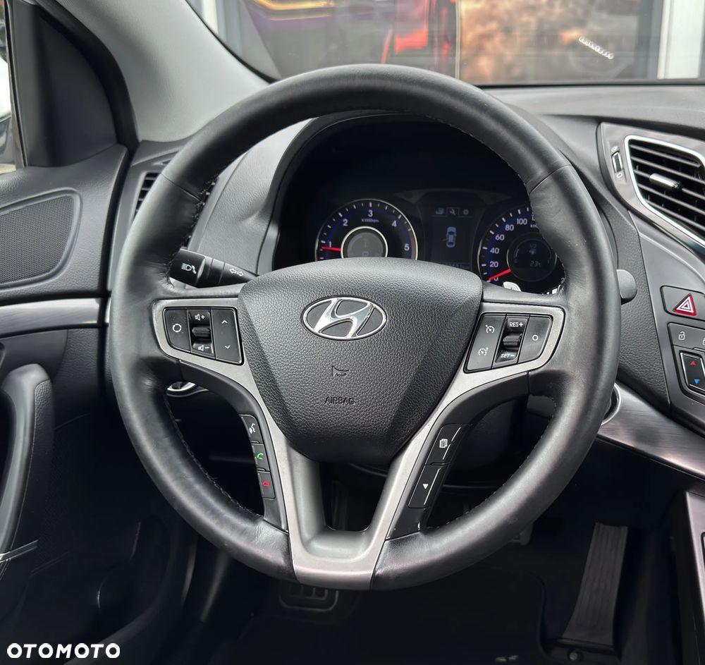 Hyundai i40 1.7 CRDi Premium DCT - 29