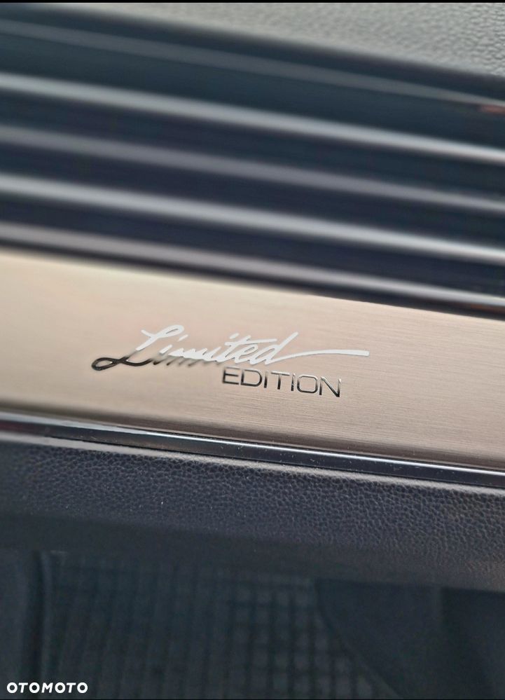 Volkswagen Passat - 29