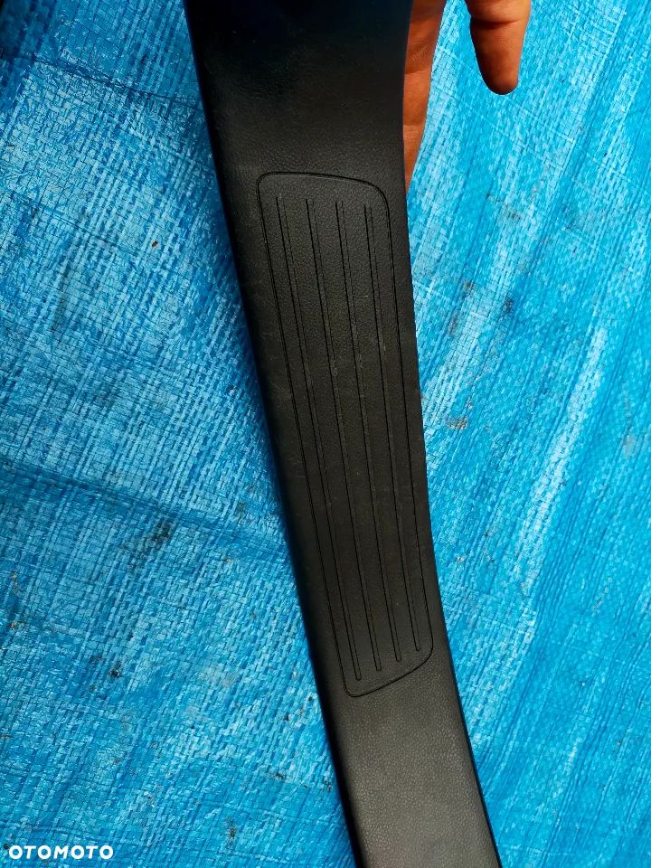 Mercedes W166 GLE Osłona Listwa Progu Tył Prawa Lewa A1666800635 A1666800535 - 5