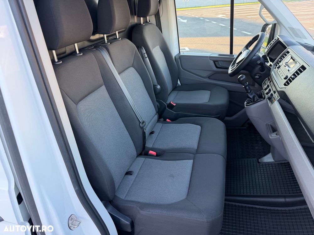 Volkswagen Crafter - 11