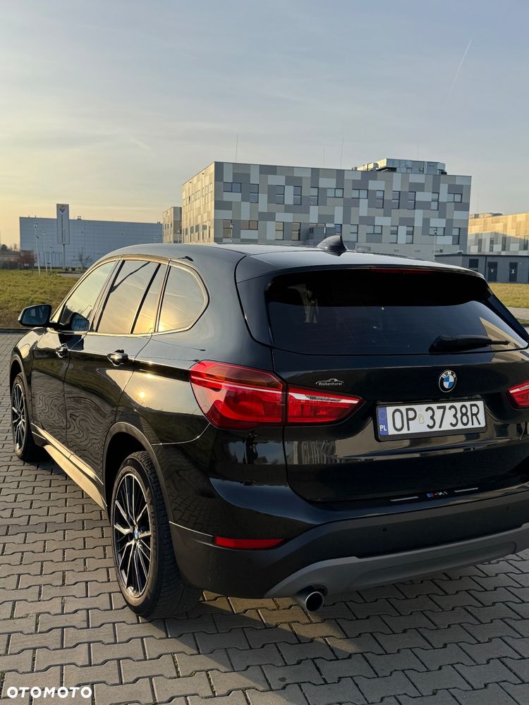 BMW X1 sDrive18d - 9
