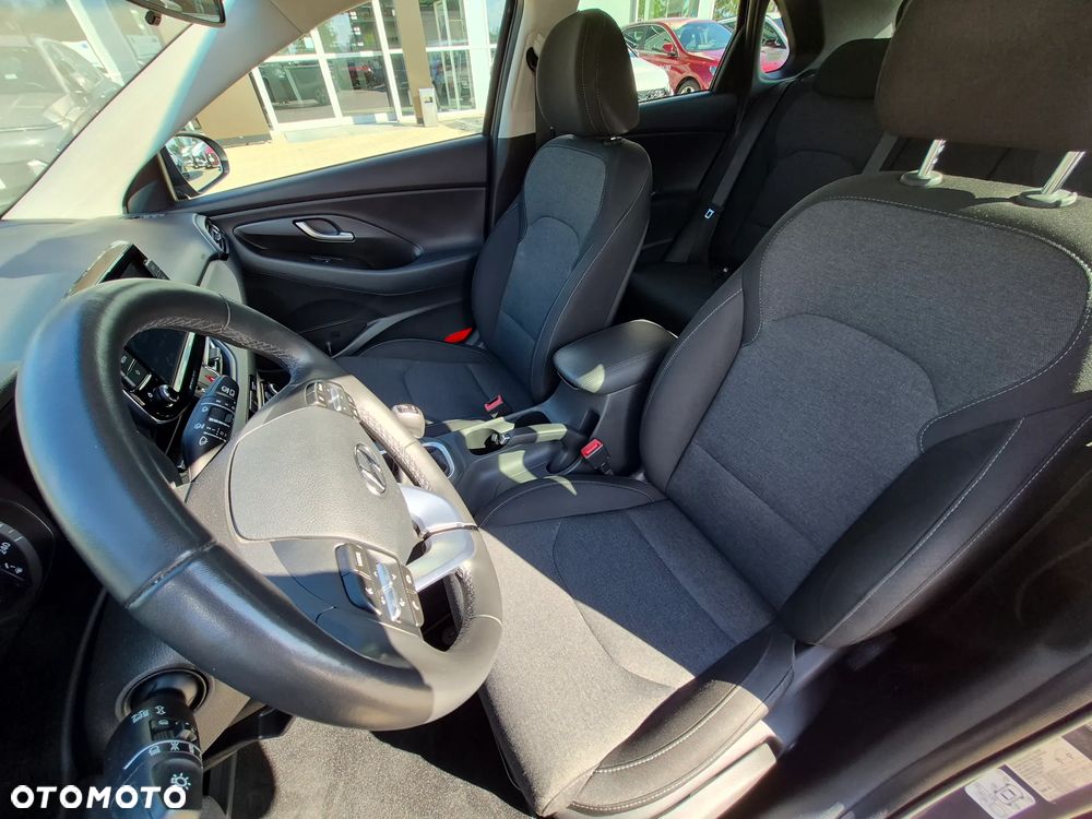 Hyundai i30 1.5 T-GDI 48V Smart - 14