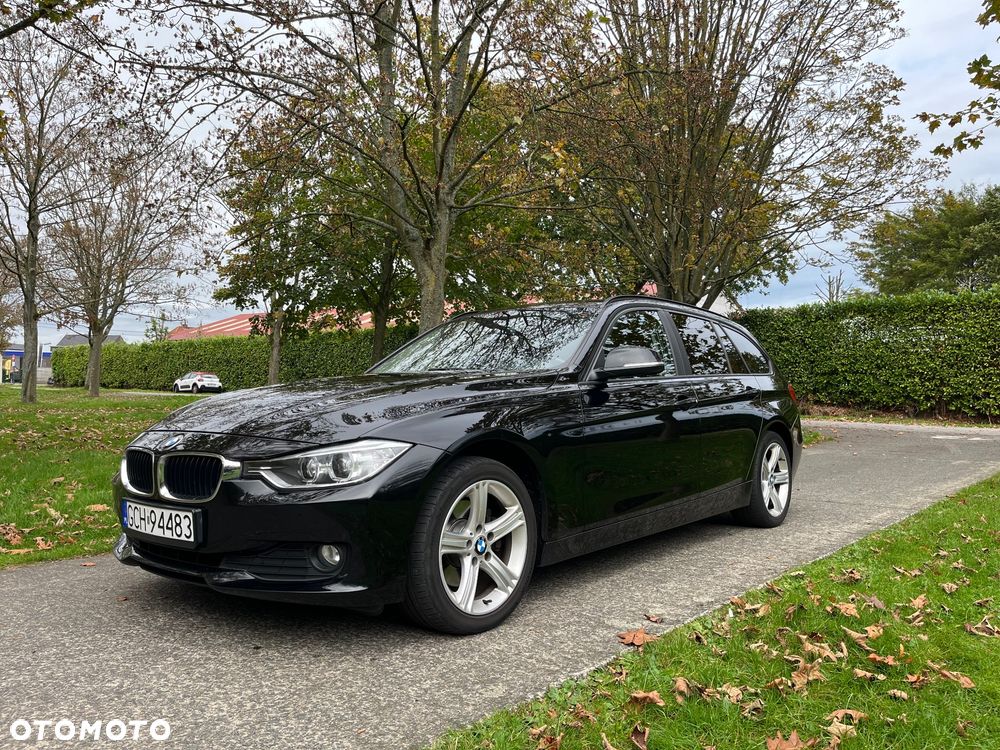 BMW Seria 3 320d Sport Line - 1