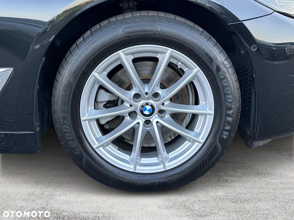 BMW Seria 5 - 21