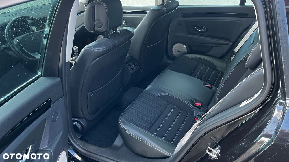 Renault Laguna dCi 150 FAP Start-Stop Bose Edition - 3