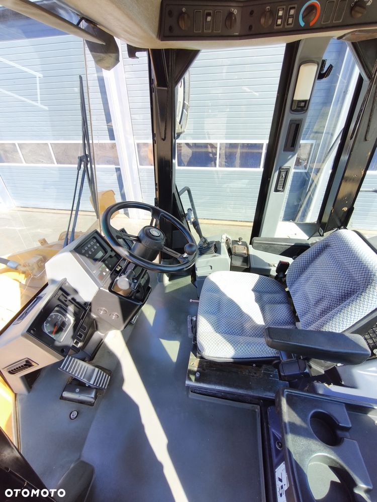 Caterpillar 950G - 7