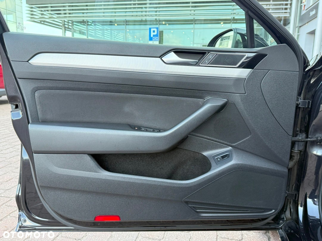 Volkswagen Passat 2.0 TDI BMT Comfortline DSG - 22