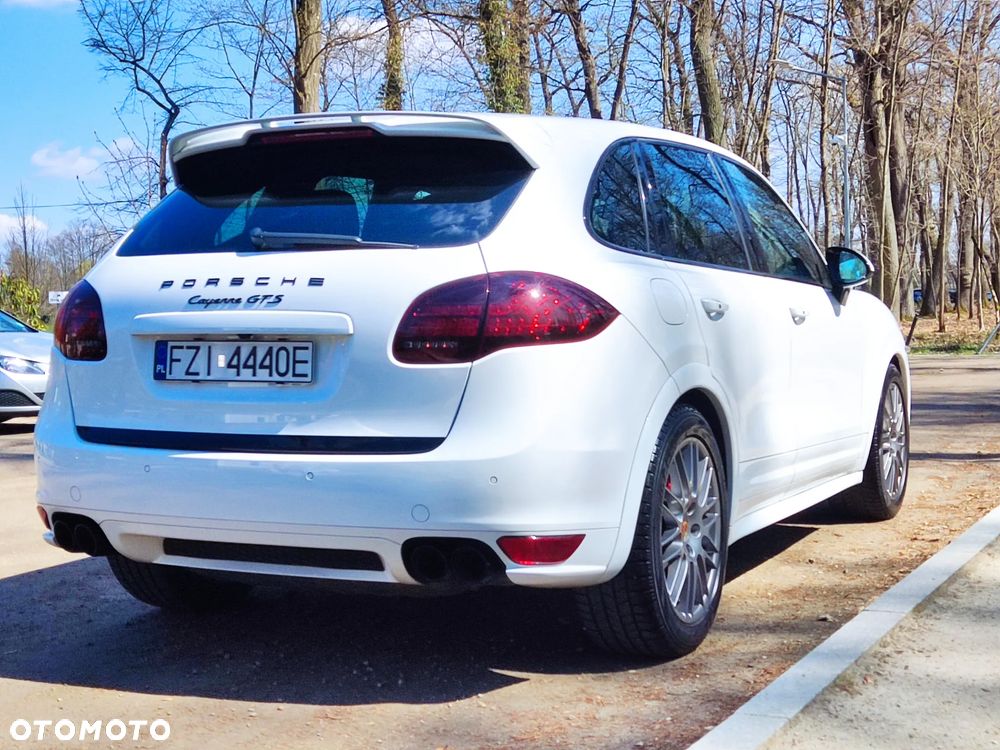 Porsche Cayenne - 15