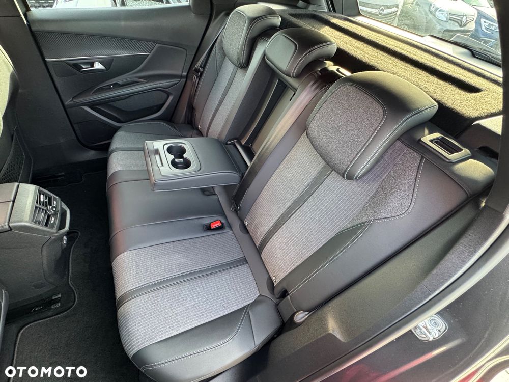 Peugeot 3008 PureTech 130 Stop & Start Allure - 35