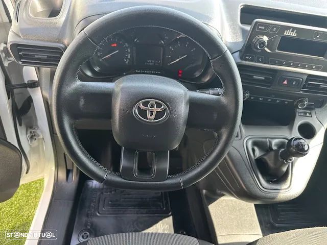 Toyota PROACE CITY 3 LUG. - 10