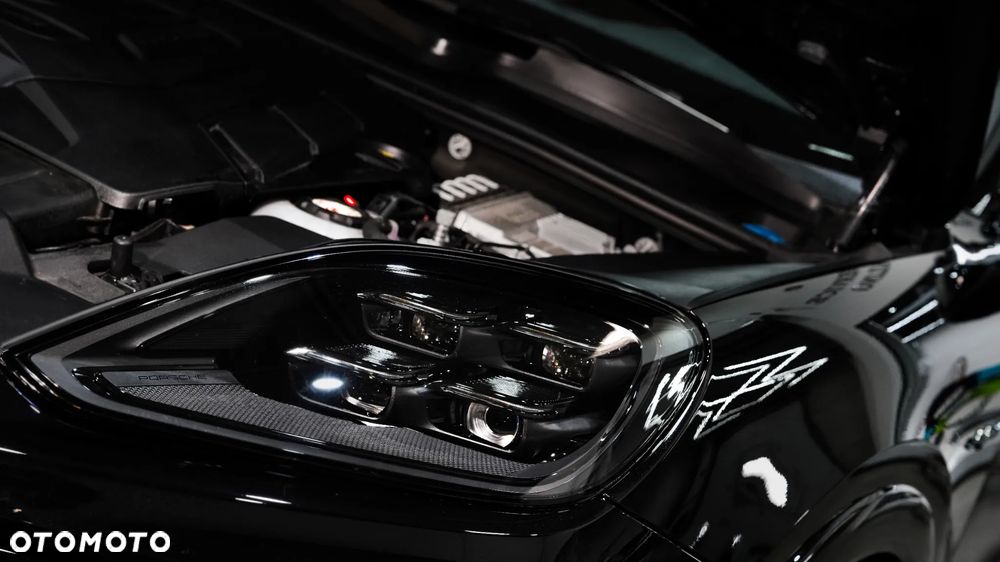 Porsche Cayenne - 29