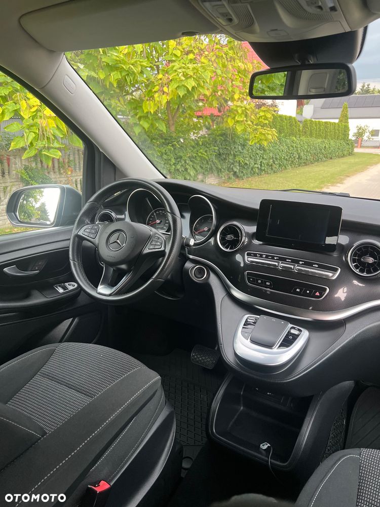 Mercedes-Benz Klasa V 220 d 9G-Tronic - 16