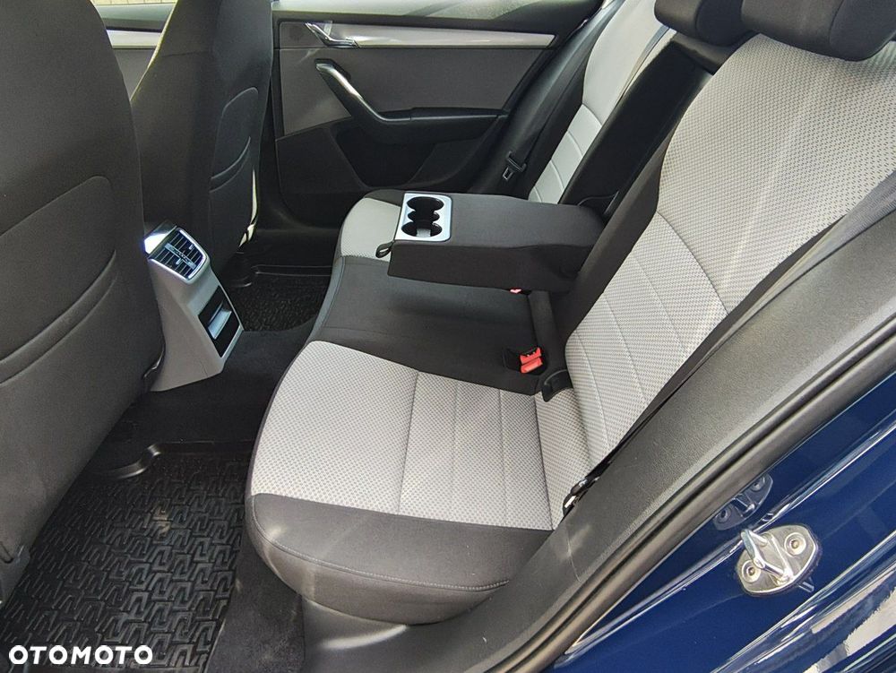 Skoda Octavia 1.6 TDI Ambition - 21