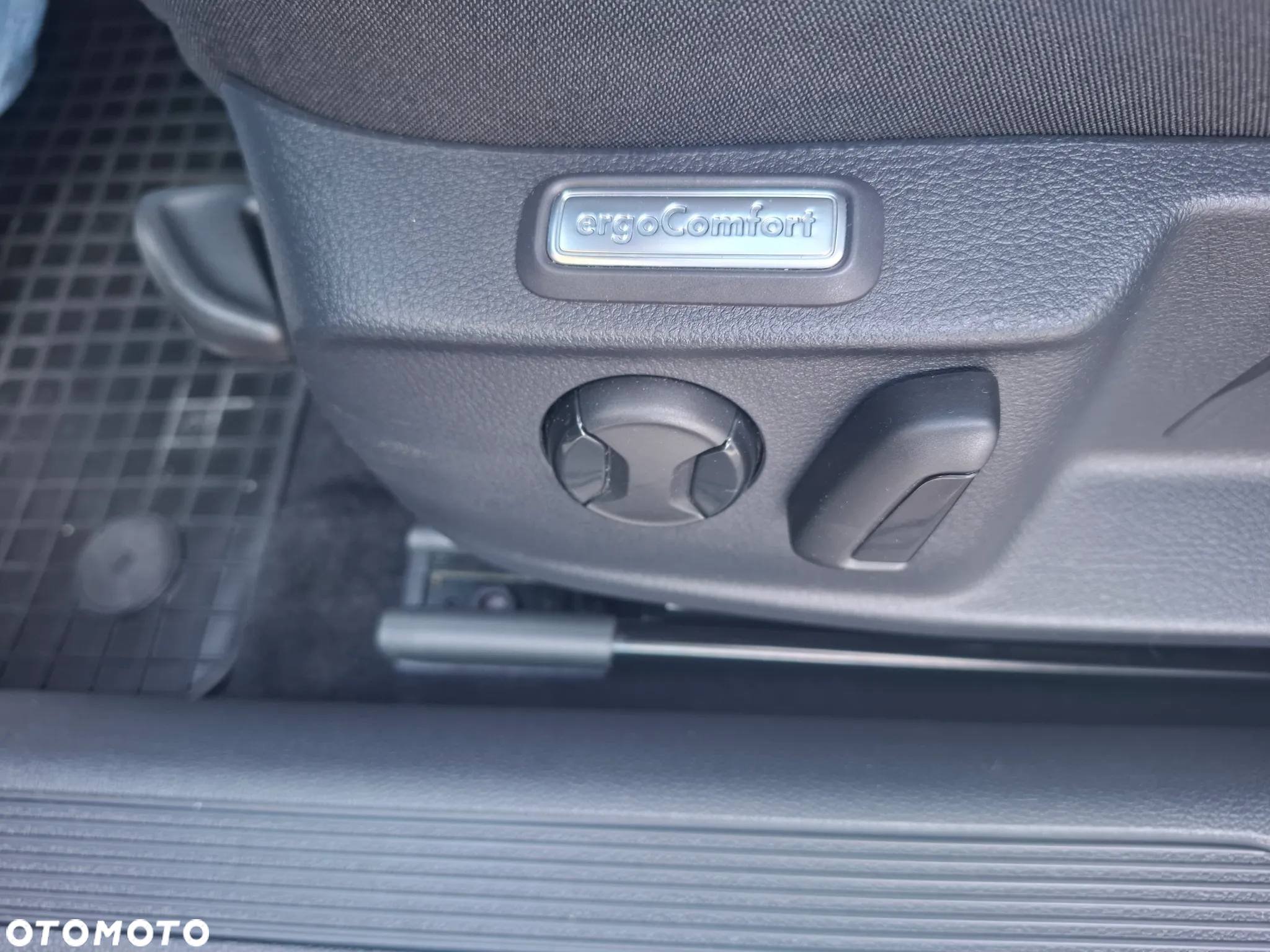 Volkswagen Passat 1.5 TSI EVO Business DSG - 17