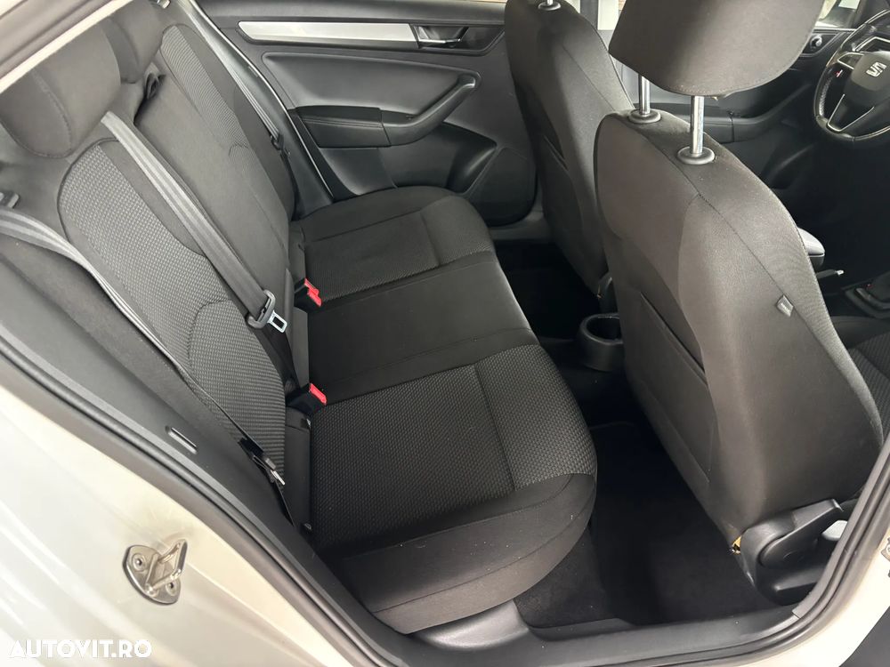 Seat Toledo 1.0 TSI Start&Stop DSG7 Style - 32