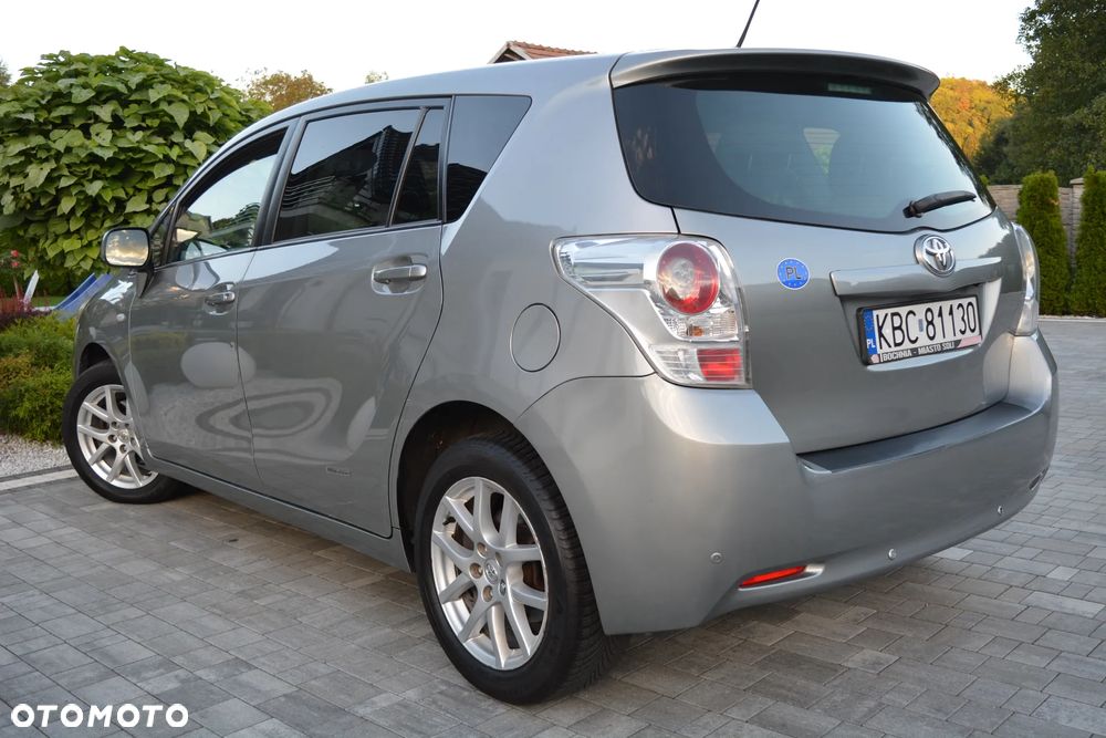 Toyota Verso 1.8 7-Sitzer Executive - 19