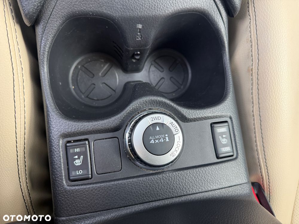 Nissan X-Trail 1.6 DCi N-Connecta 4WD EU6 - 13