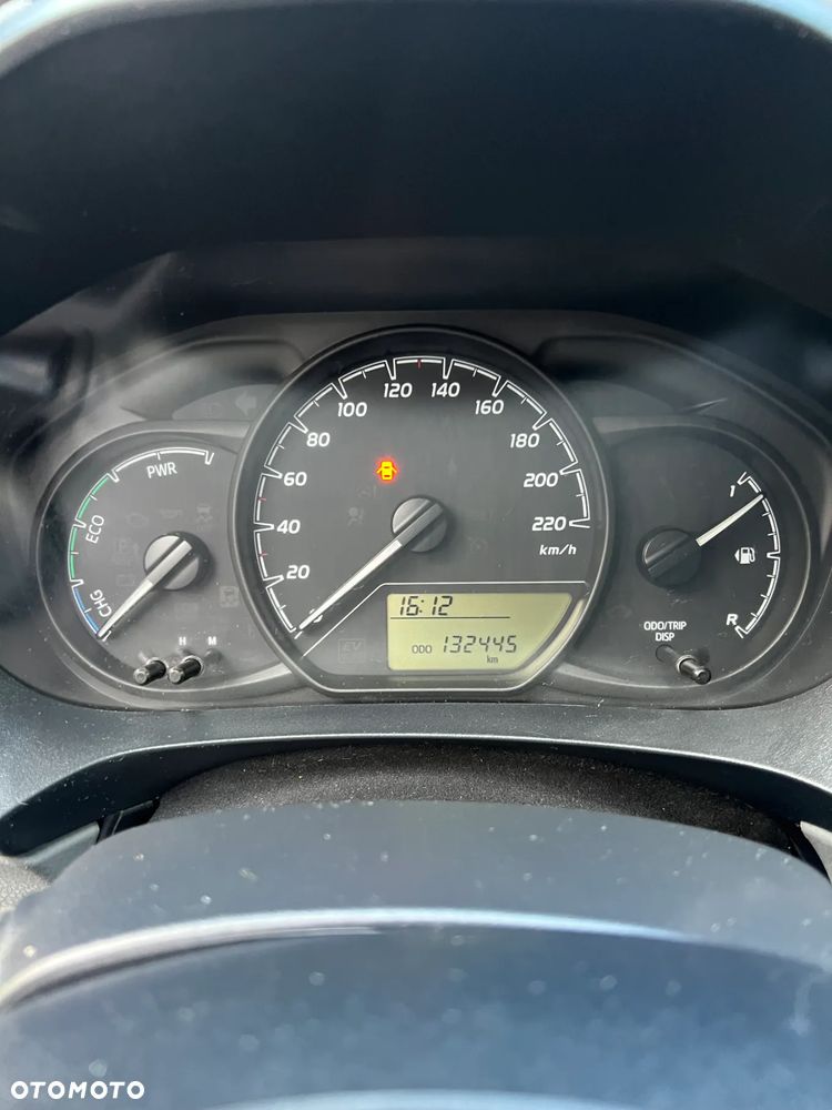 Toyota Yaris - 15